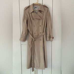 London Fog Vintage Trench Coat in Beige Size 10 R
